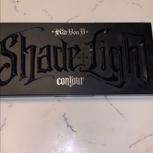 Kat Von D Shade+Light Contour palette